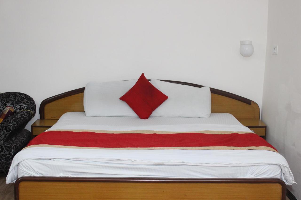 Hotel Dolls Inn Найнитал Экстерьер фото